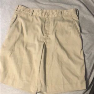 Nike Golf shorts size M